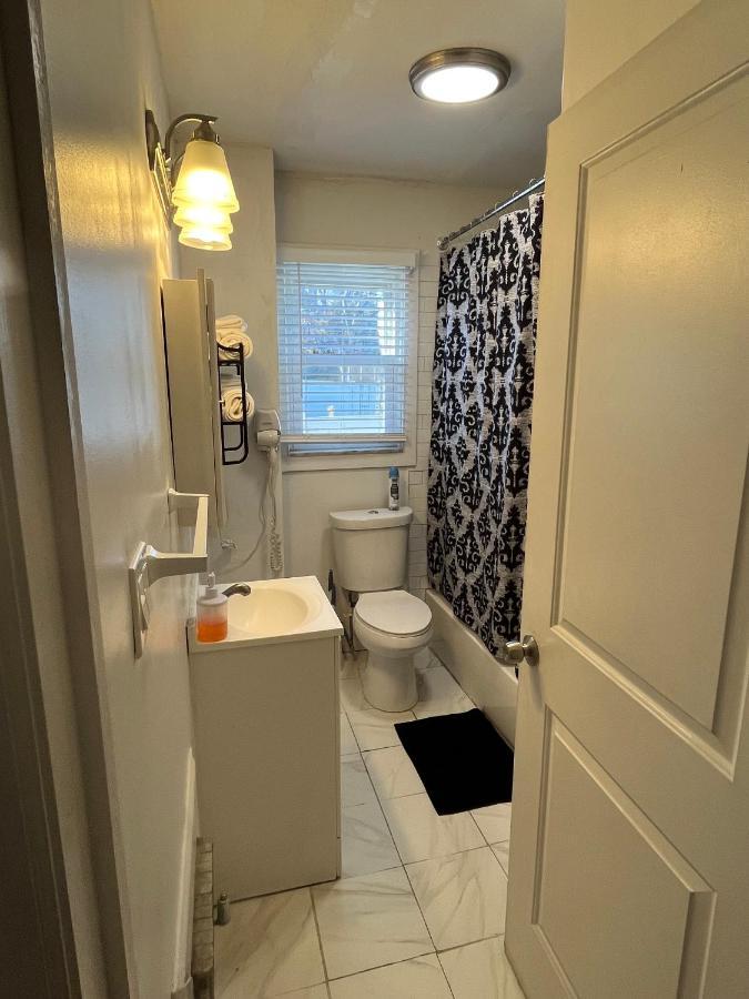 Three Bed One Bath Apt 25 Mins To Nyc Belleville Exterior foto